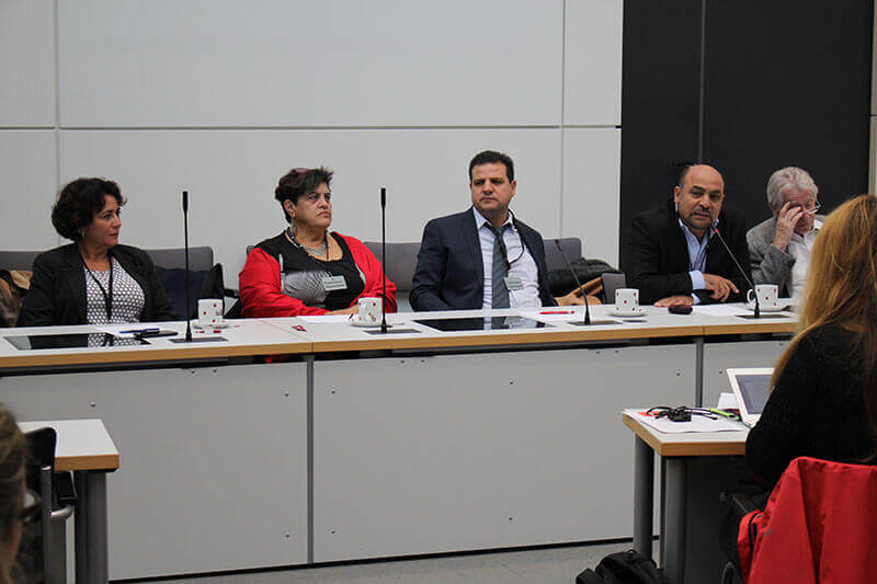 Eine Delegation der Gemeinsamen Liste in Berlin vor der Bundestagsfraktion DIE LINKE im Herbst 2016. Von links nach rechts: Yeela Raanan, Nabila Espanioly und die Knesset-Mitglieder Ayman Odeh und Masud Ghnaim.