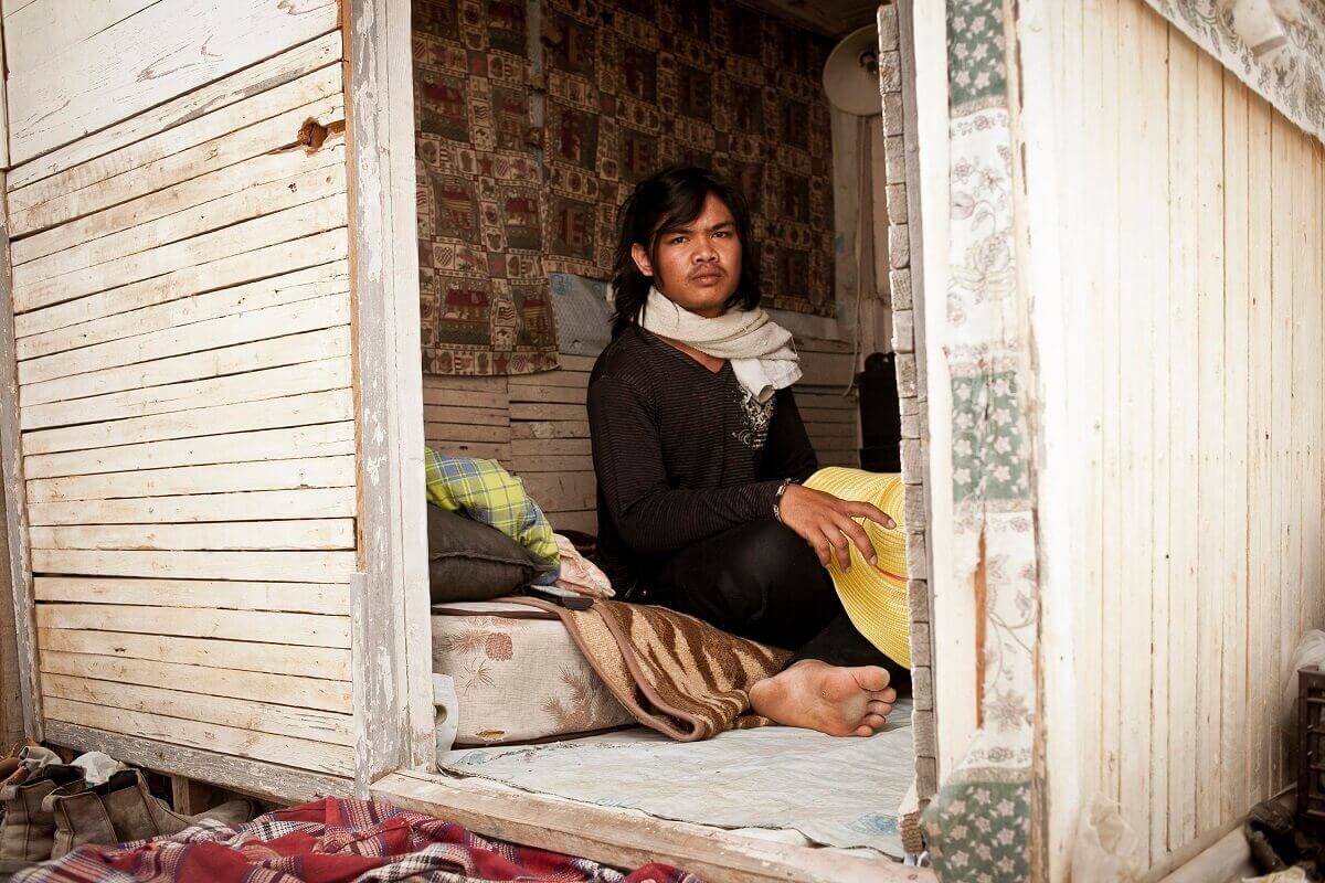 <a href="http://www.rosalux.org.il/wp-content/uploads/2017/03/Thai-workers-bedroom-1-text.jpg" src=