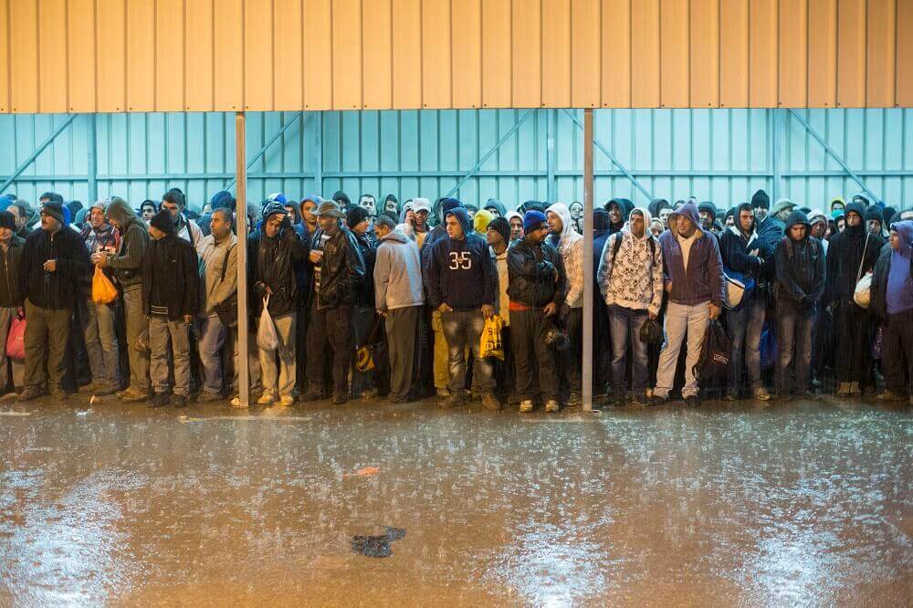 <a href="http://www.rosalux.org.il/wp-content/uploads/2017/03/Tsafrir-Besatzung-Checkpointregen-2.jpg" target="_blank" rel="noopener" src=